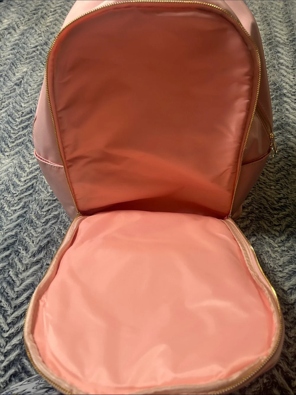 Pink Coquette-Style Backpack with Tweed Patteren and Gold Bow Accents